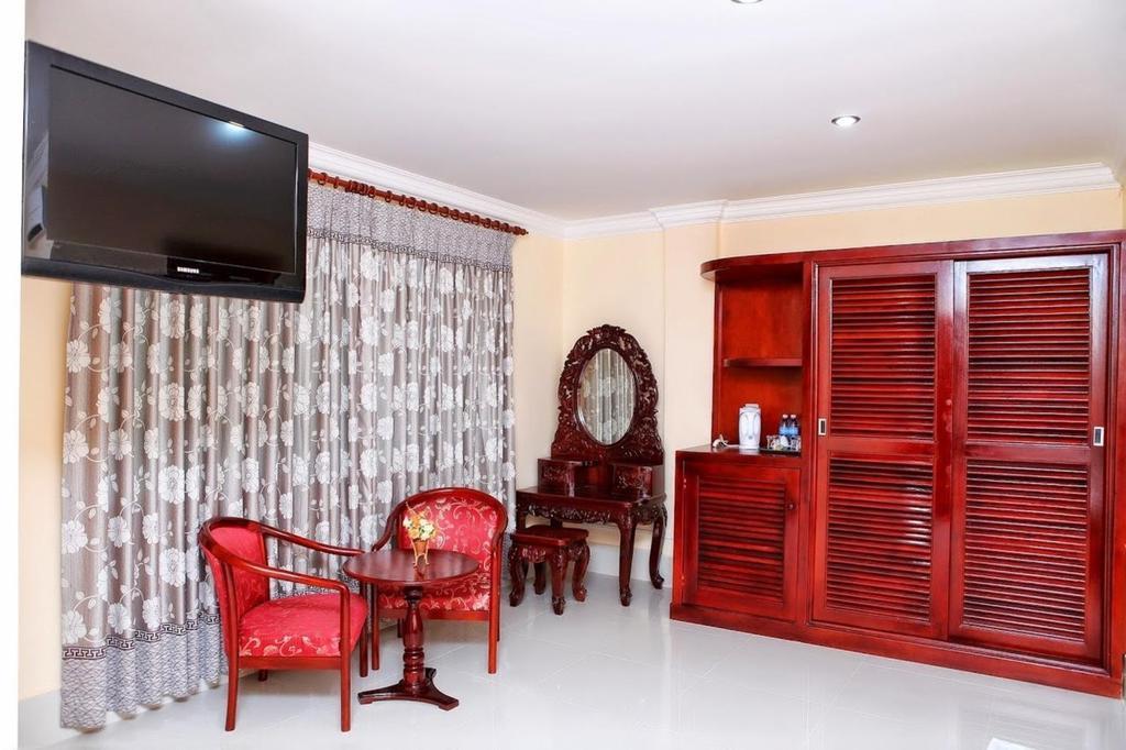 Mittapheap Hotel Kâmpôt Pokój zdjęcie